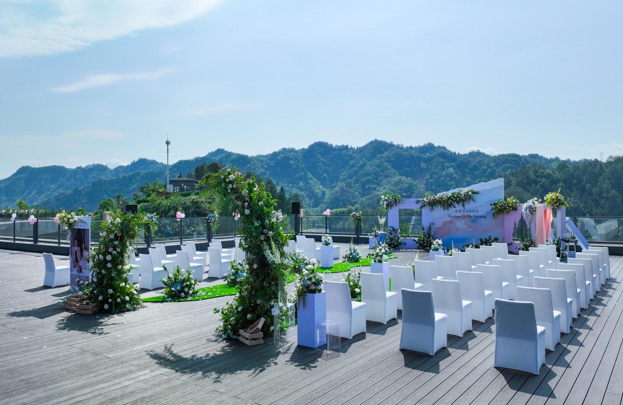 Wyndham Grand Plaza Royale Hot Springs Fenghuang Hotell Eksteriør bilde