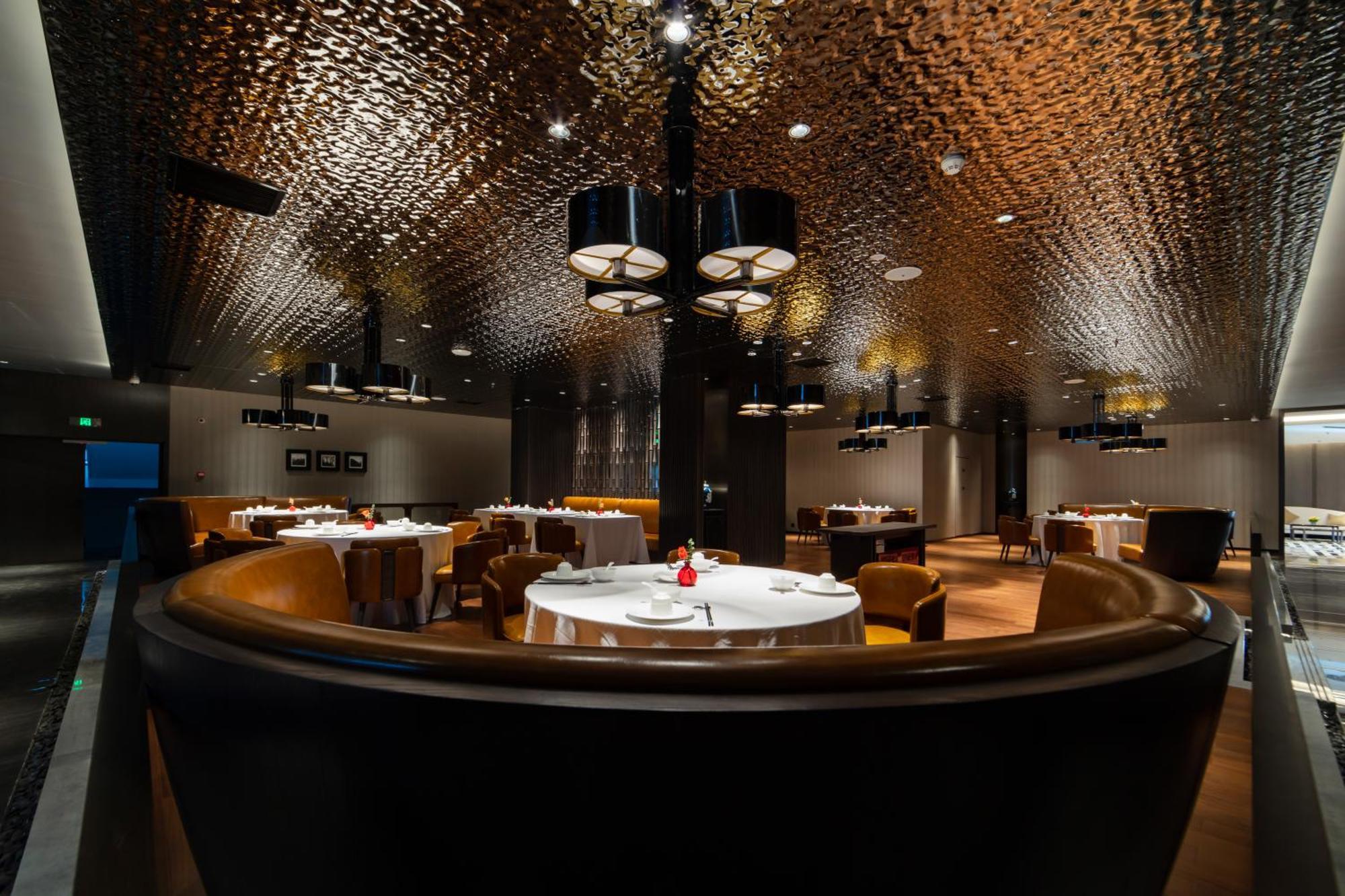 Wyndham Grand Plaza Royale Hot Springs Fenghuang Hotell Eksteriør bilde