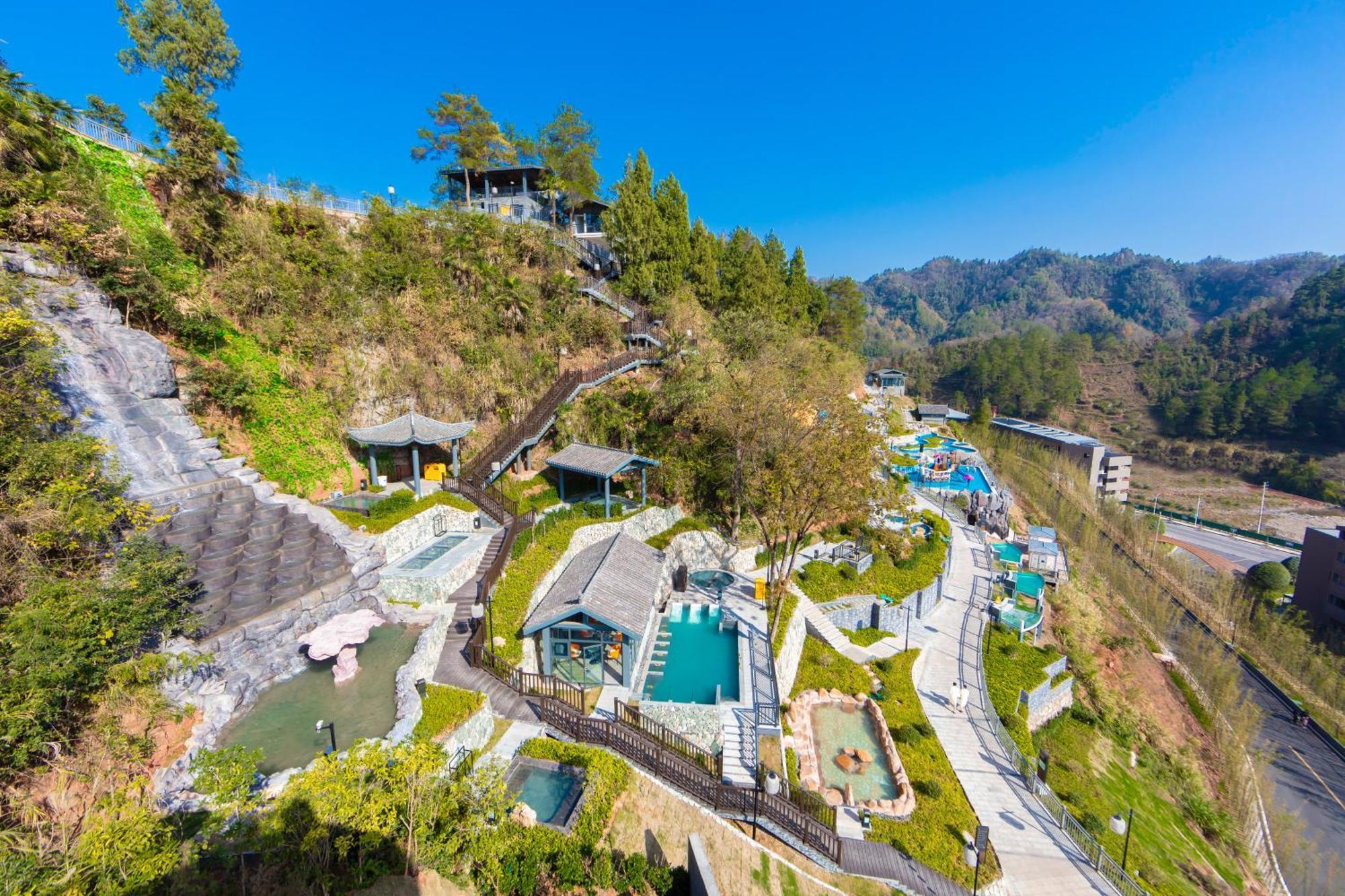 Wyndham Grand Plaza Royale Hot Springs Fenghuang Hotell Eksteriør bilde